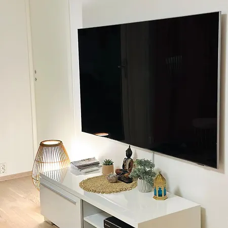 - Super Modern 아파트